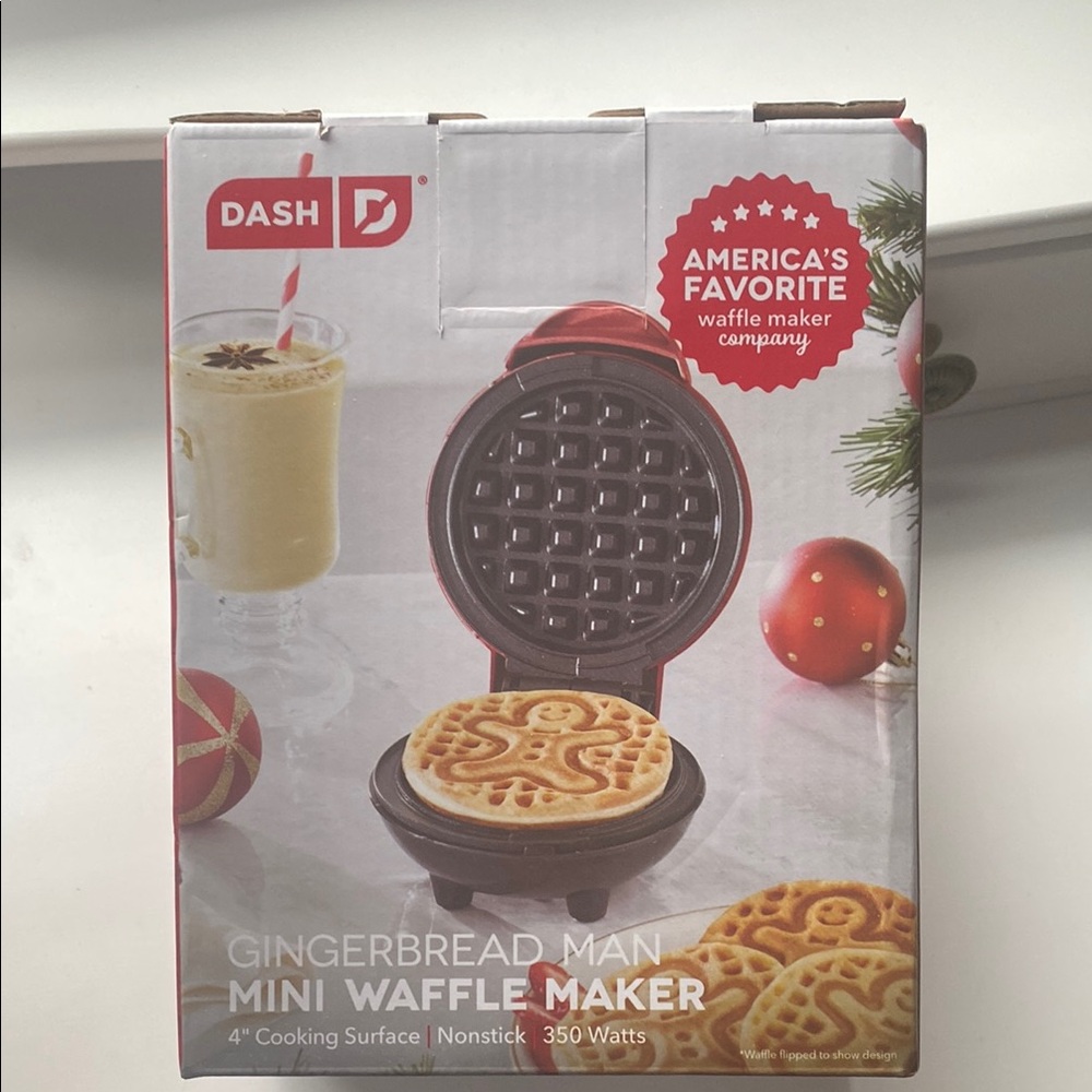 Dash Gingerbread Man Mini Waffle Maker - Red